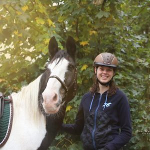 Video bridle fitting (EN)