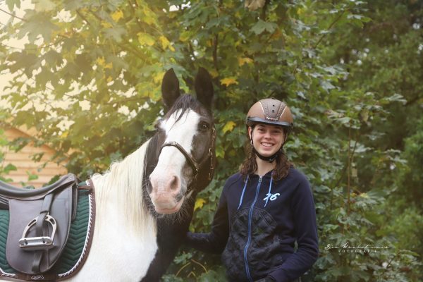 Video bridle fitting (EN)